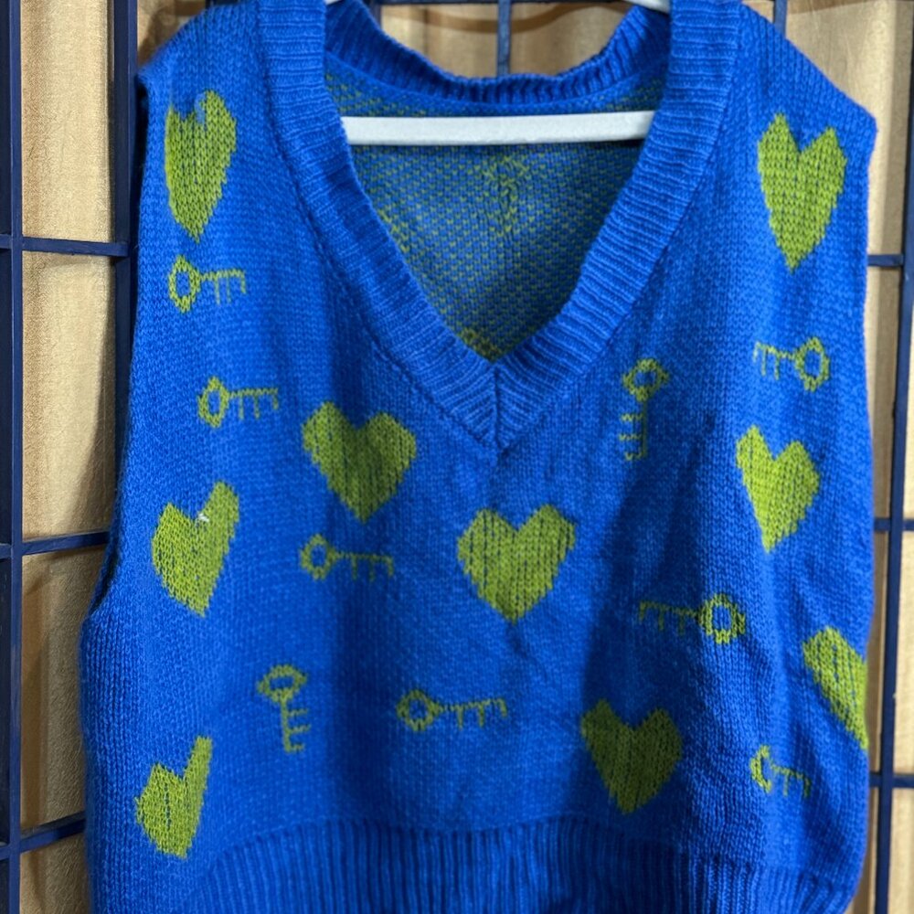 SHEIN Blue Heart & Key Knit Sweater Vest Size S